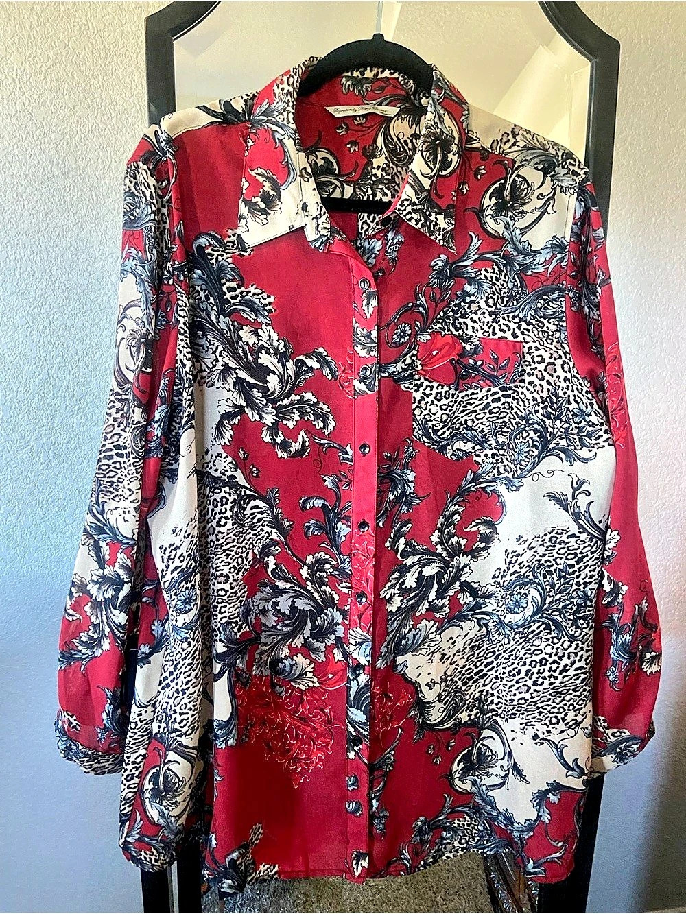 Signature by Larry Levine Womens Button Down blouse Size 2X
